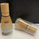 Batidor Matcha con base en ceramica 3